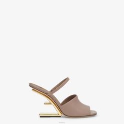 Fendi mujer sandalias de tacón alto de piel paloma 2LH8E1320 zapatos beige